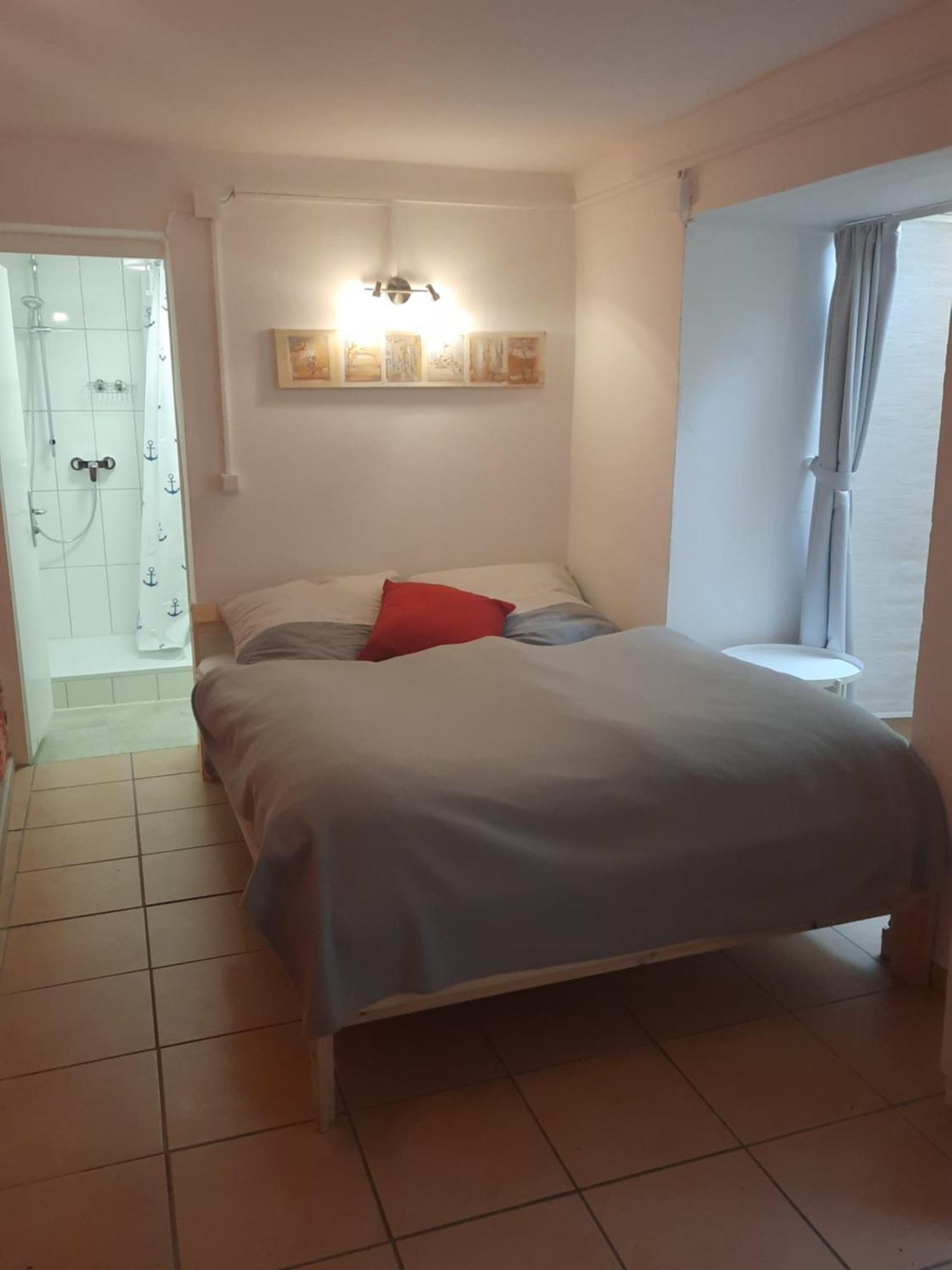 Gemuetliches Studio-apartment Fuer 2 Personen In Toplage Appartement Cologne